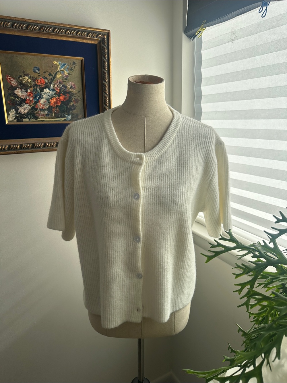 Short-Sleeve Cream Ribbed Button Cardigan